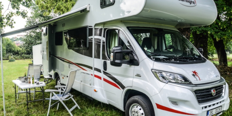 Je libo obytný vůz na cesty? Příjemné spojí s užitečným nový Fiat Ducato